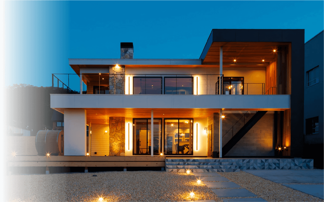 お洒落な2階建て住宅の外観